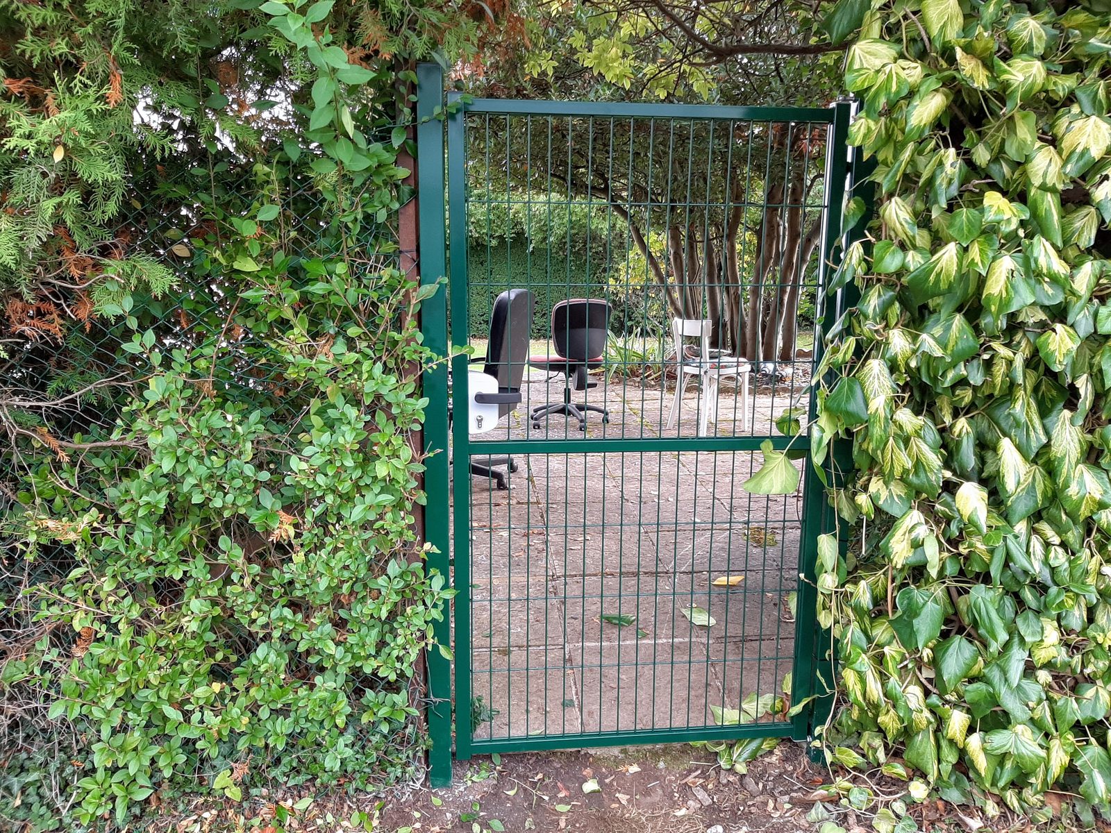 Driveway Gates, Sliding and Swing fitted in Barnet, EN5 (1)